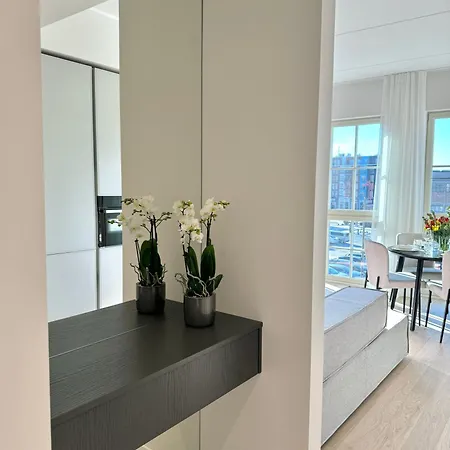 Premium Noblessner Seaside Apartment, Free Parking Lägenhet Tallinn