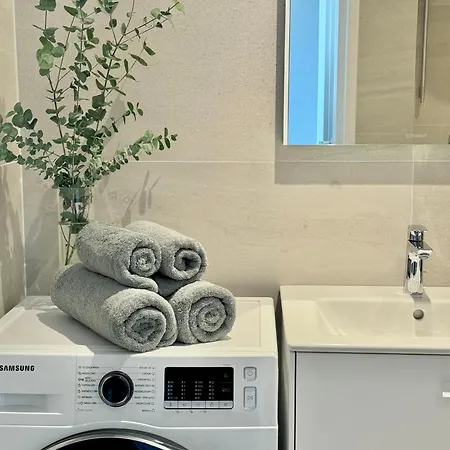 Lägenhet Premium Noblessner Seaside Apartment, Free Parking