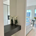 Premium Noblessner Seaside Apartment, Free Parking Appartement Tallinn